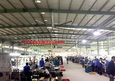 LARES北京大型工業(yè)吊扇 金屬材料制造，高效節(jié)能降溫解決方案